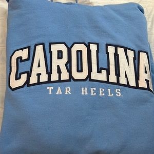 UNC SWEATSHIRT!!